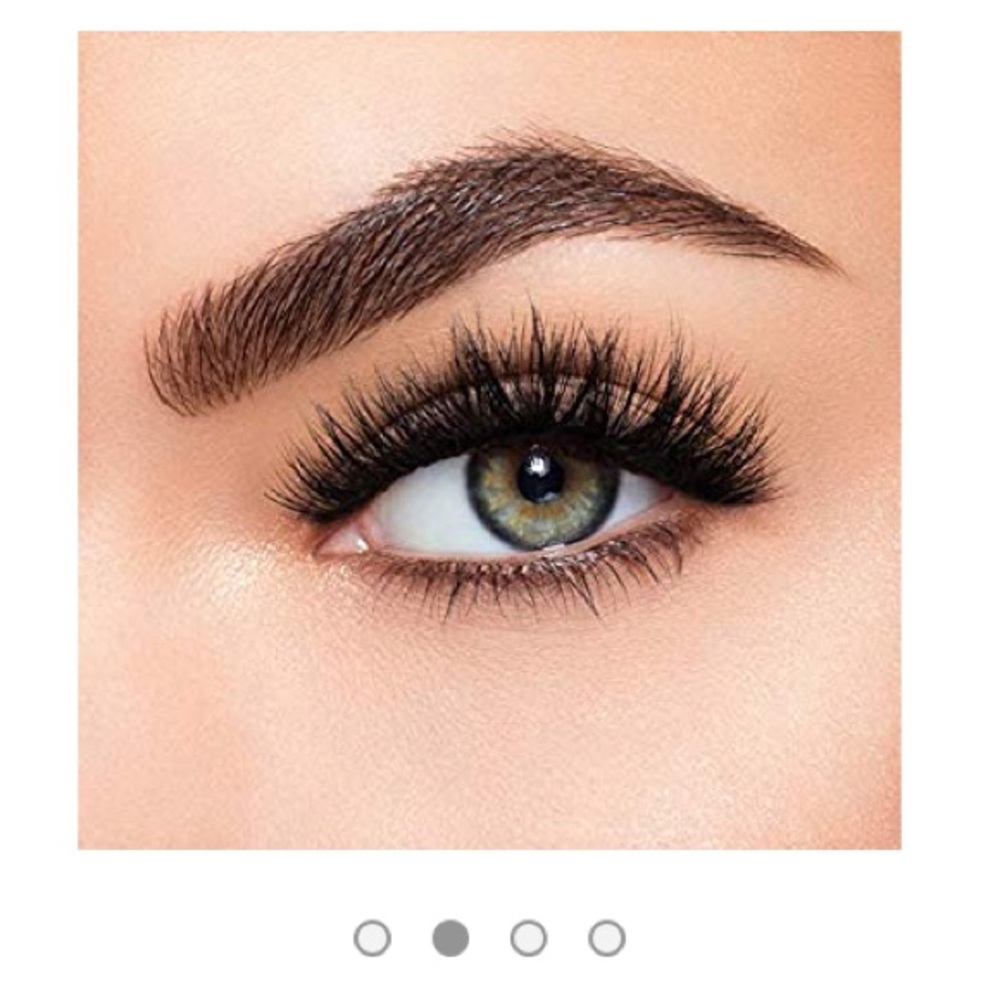 Lilly Eyelashes